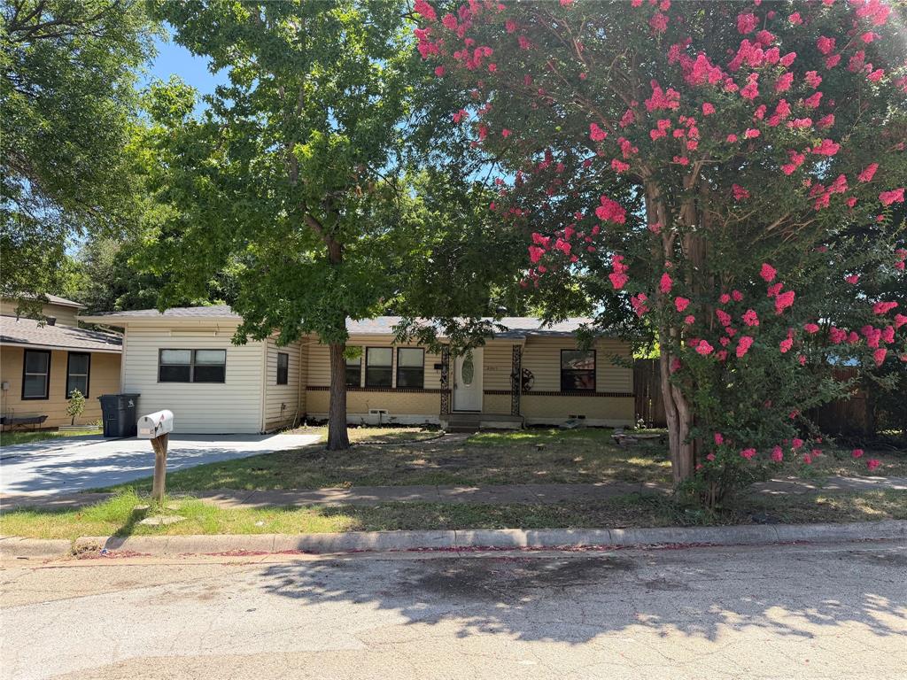 Attention investors and handy homebuyers: this 4-bedroom, 1.5-bathroom property is packed with potential and priced to sell. Featuring good bones and a functional layout, this home is ready for a complete transformation. Located in a fantastic, established area with nearby shopping and restaurants. Whether you are looking to fix-and-flip, add a high-yield asset to your rental portfolio, or build rapid sweat equity as an owner-occupant, this is the canvas you've been waiting for. Property is sold as-is.