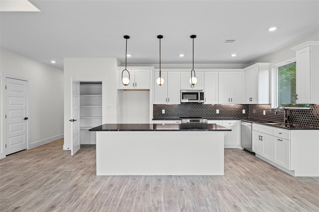 Canyon Creek - Residential