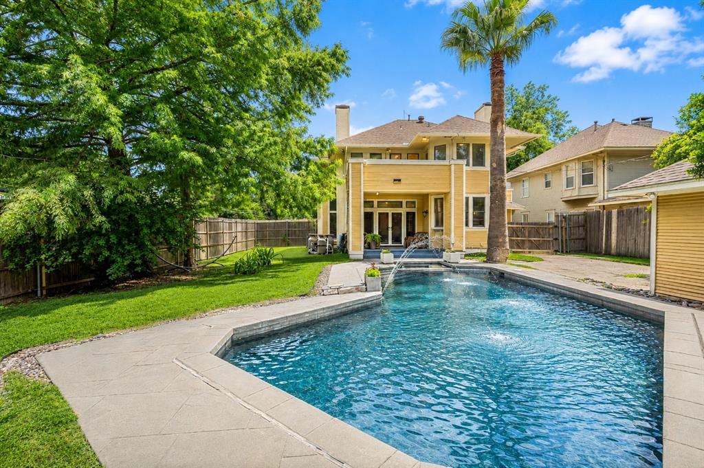 Munger Place - Residential