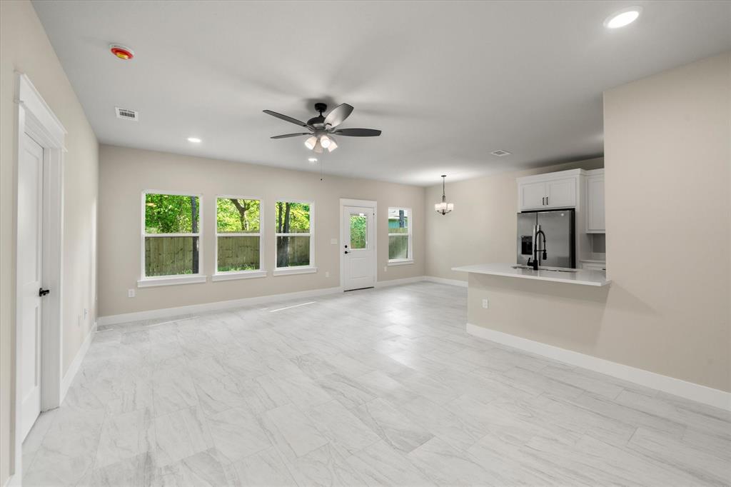 Del Mar Sub - Residential