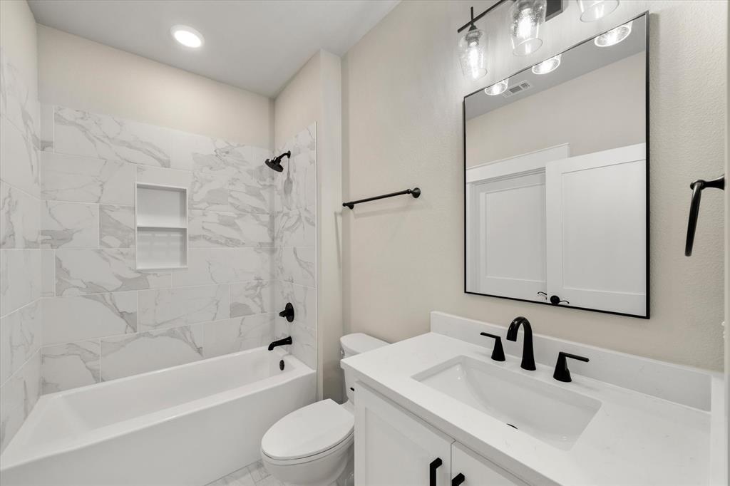 Del Mar Sub - Residential