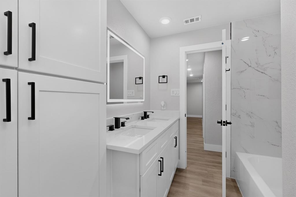Village Glen Estates Add - Residential