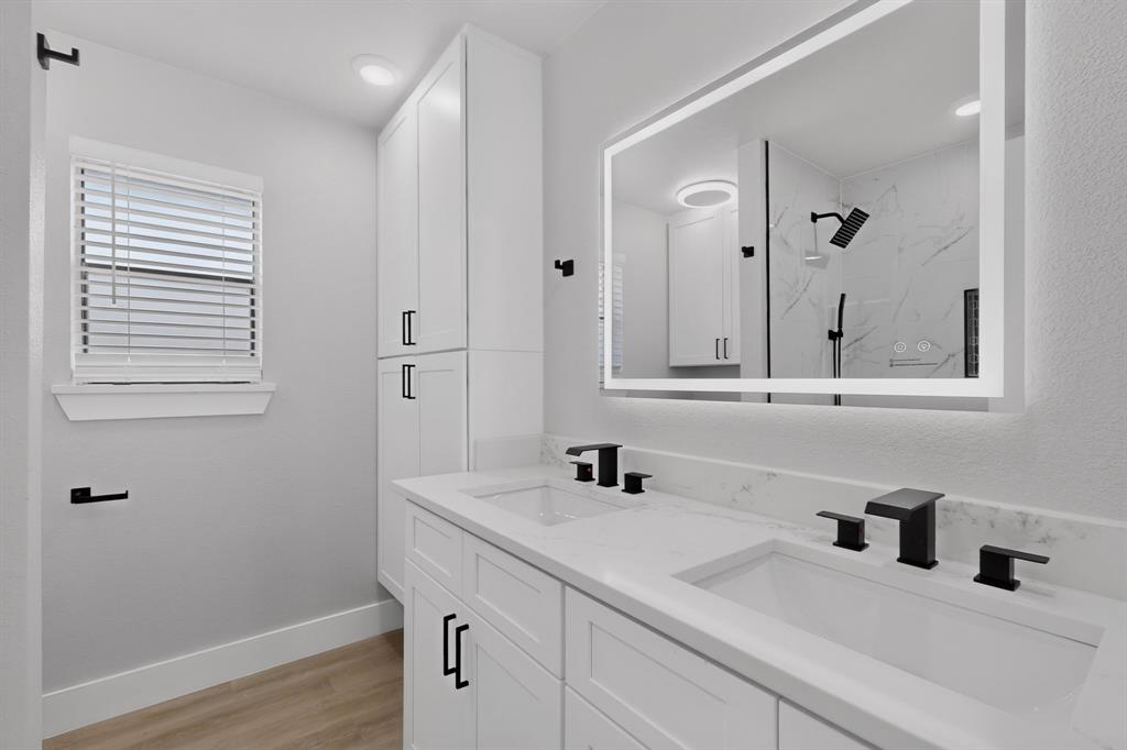 Village Glen Estates Add - Residential
