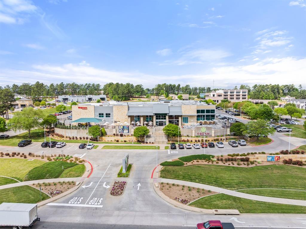 Waters Edge Oak Hollow - Residential