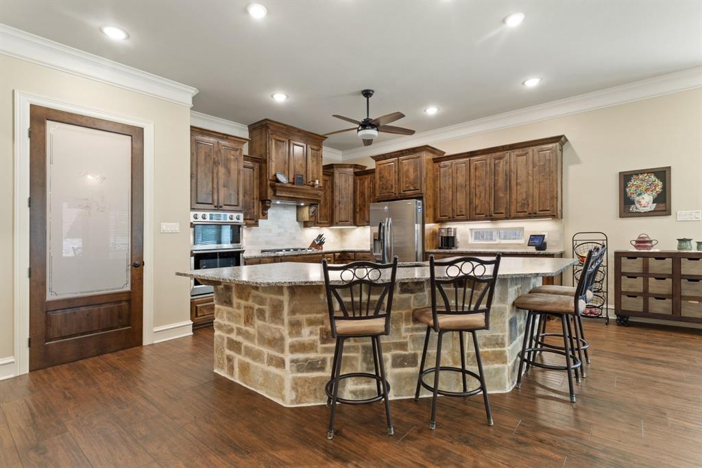 Waters Edge Oak Hollow - Residential