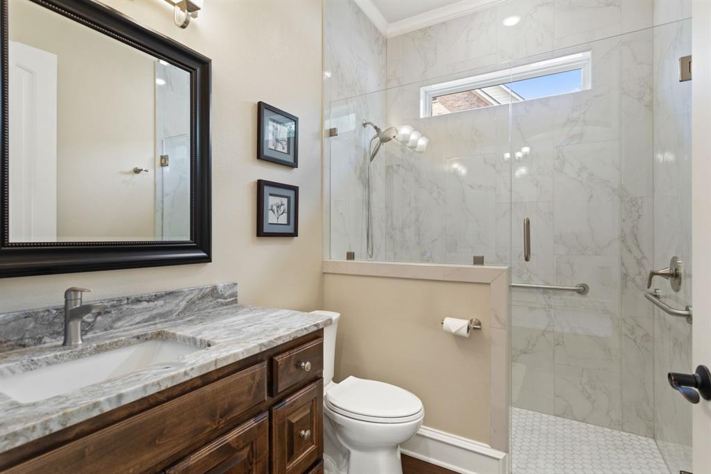 Waters Edge Oak Hollow - Residential