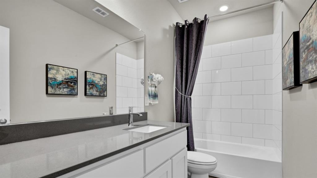 Lakeview Pointe - Residential