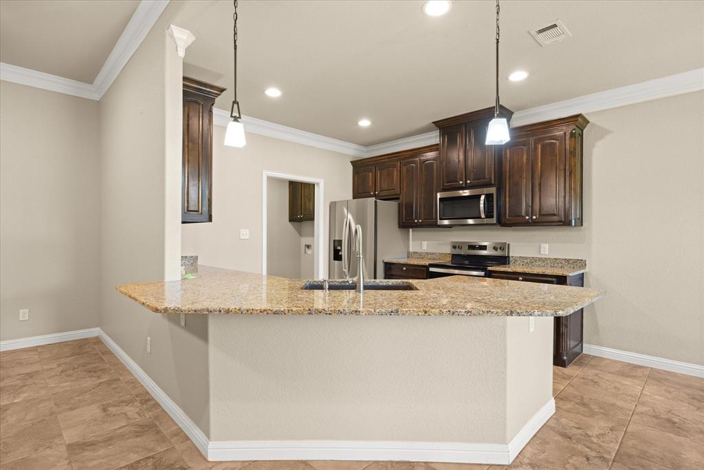 Old Granbury Villa - Residential