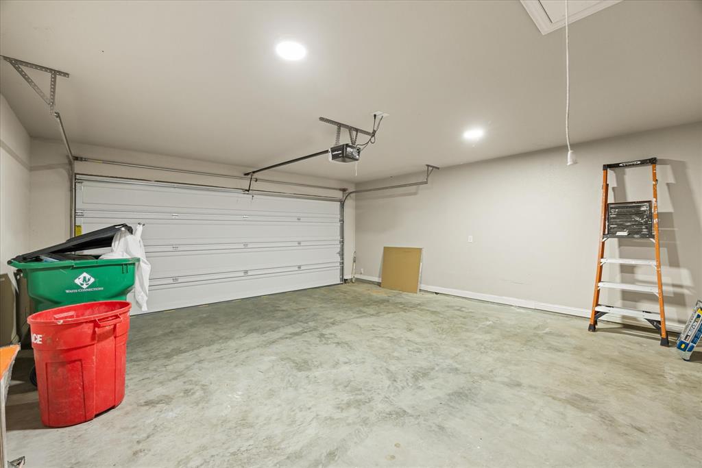 Old Granbury Villa - Residential