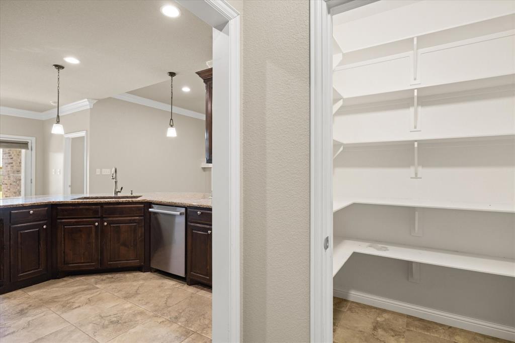 Old Granbury Villa - Residential