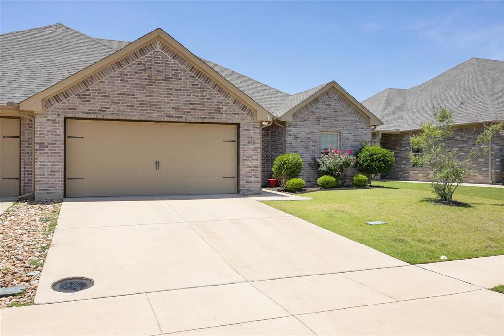 Old Granbury Villa - Residential