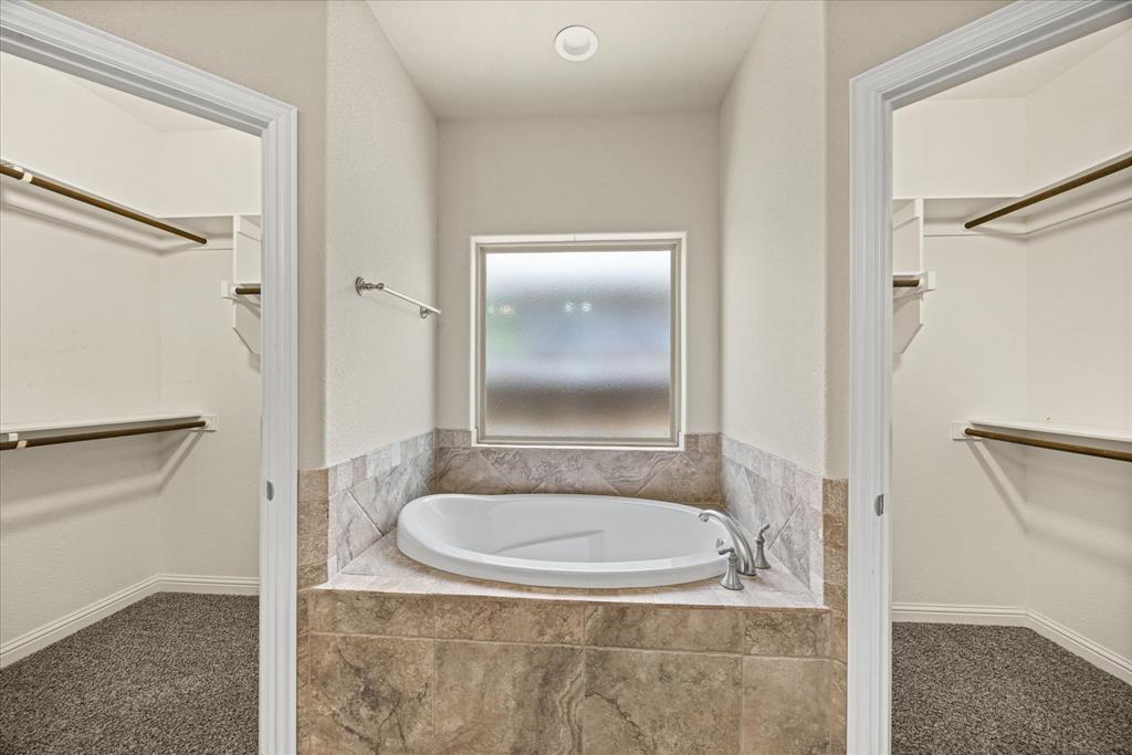 Old Granbury Villa - Residential