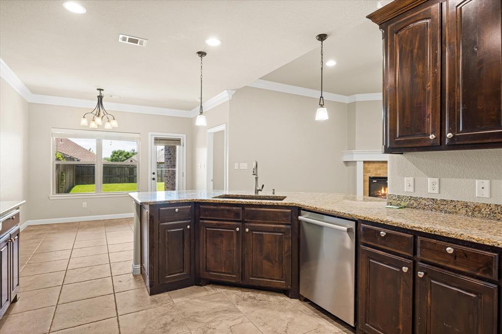Old Granbury Villa - Residential