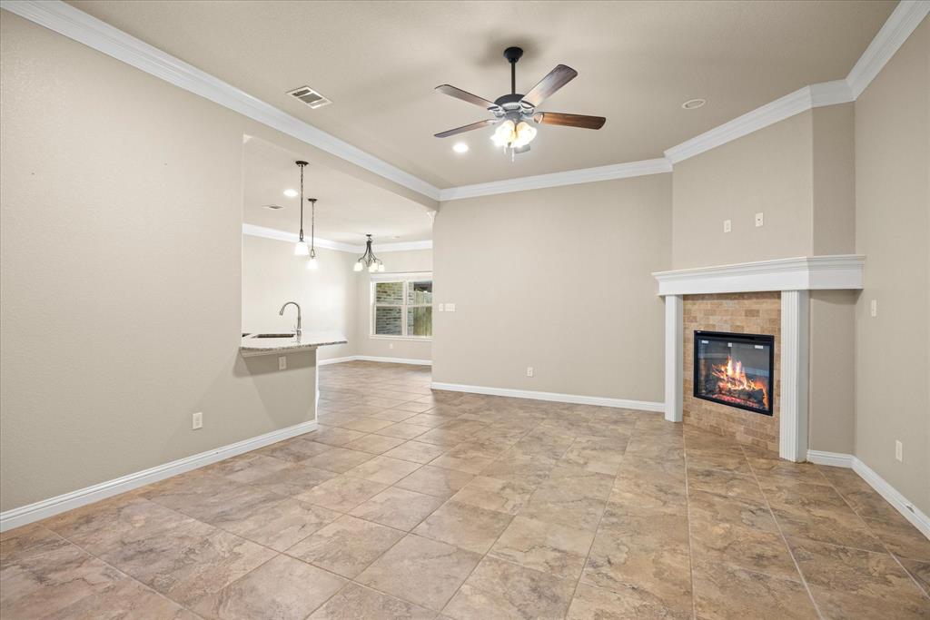 Old Granbury Villa - Residential