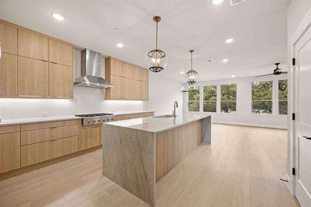 Linkside Las Colinas - Residential