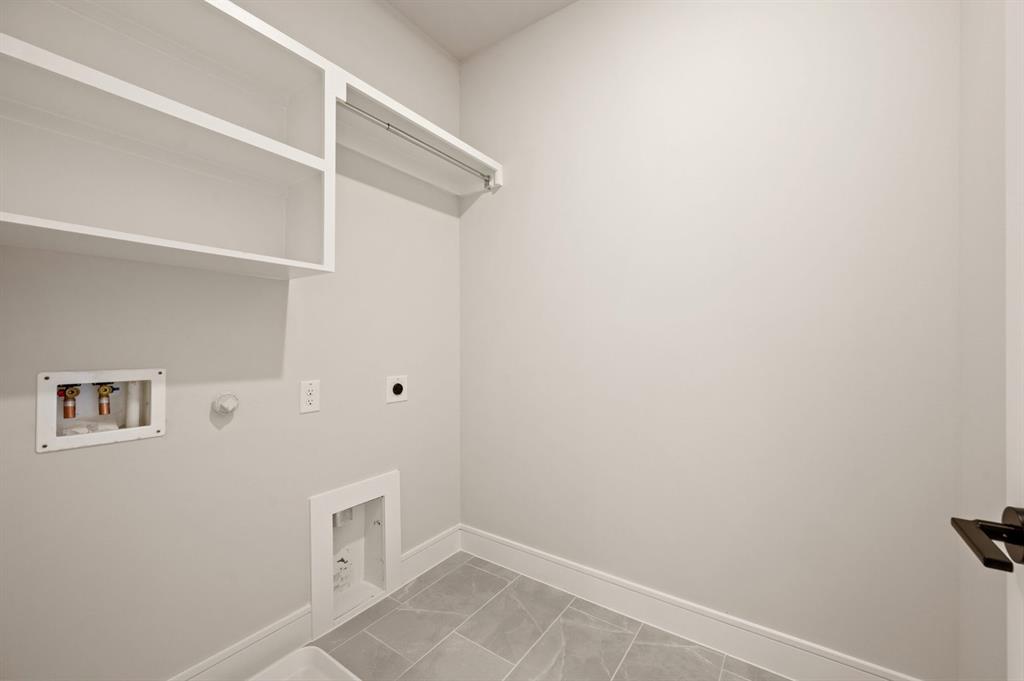 Linkside Las Colinas - Residential