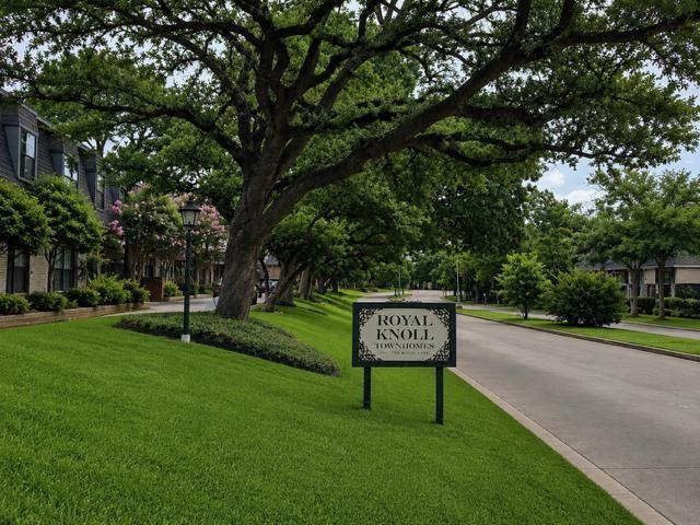Royal Knoll Condos - Residential