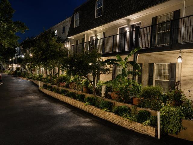 Royal Knoll Condos - Residential