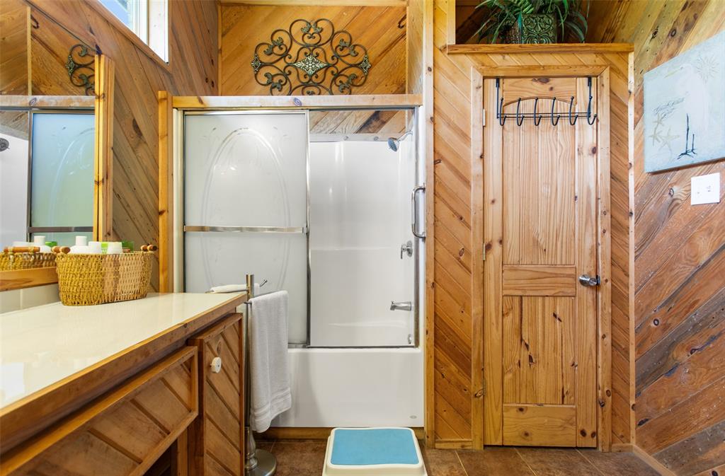 AB 283 E HILLHOUSE SUR, TR 5P - Residential