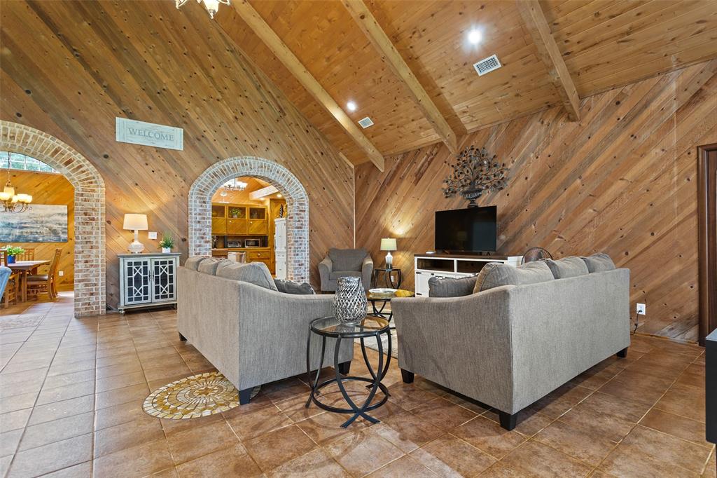 AB 283 E HILLHOUSE SUR, TR 5P - Residential