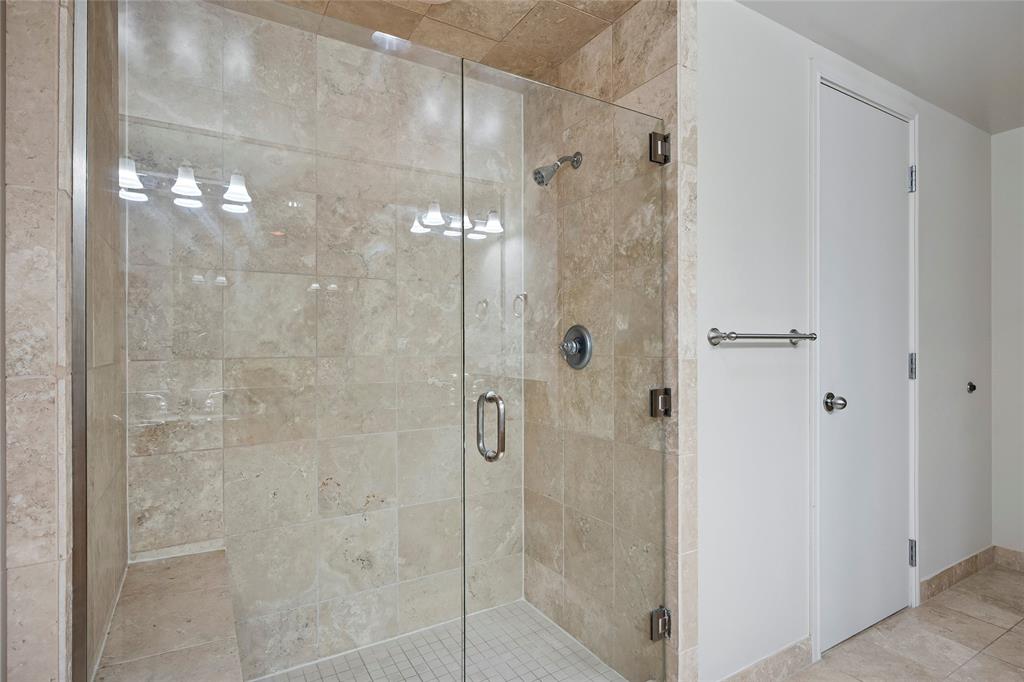 Elm Street Condo 1505 - Residential