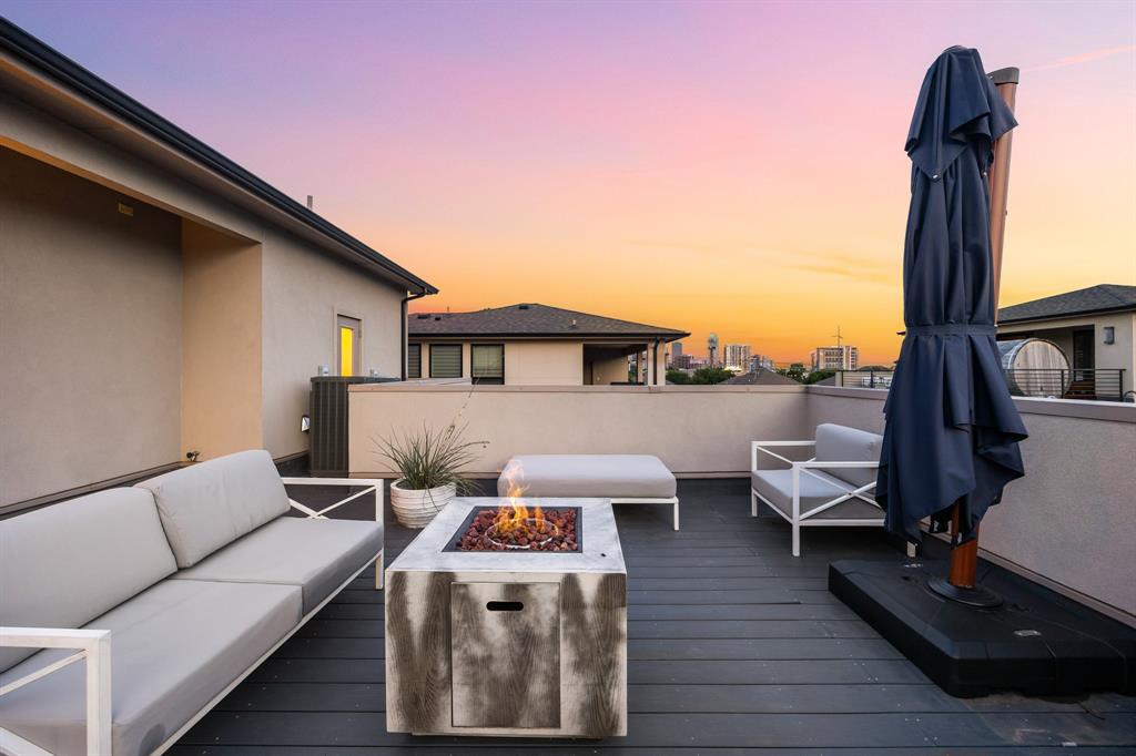 31 Dallas Square #2 - Residential