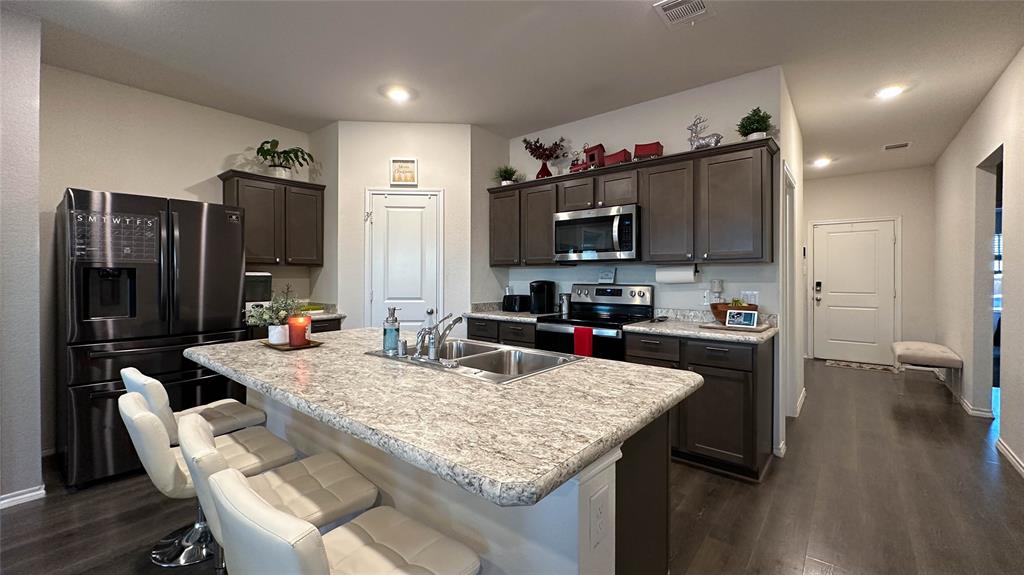 Windmill Farms-Ph 4a - Residential Lease