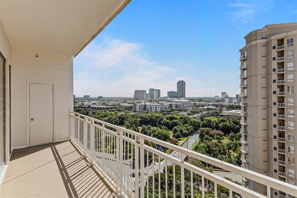 Renaissance On Turtle Creek Condo - Residential