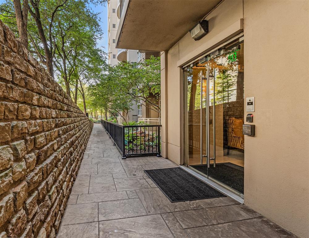 Renaissance On Turtle Creek Condo - Residential