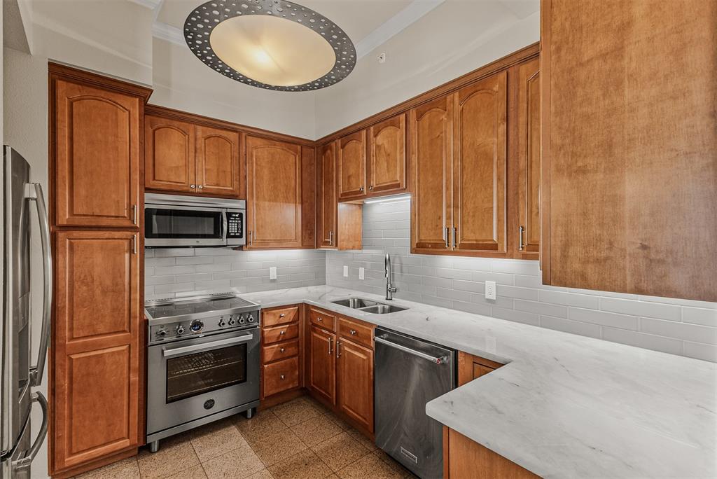 Renaissance On Turtle Creek Condo - Residential