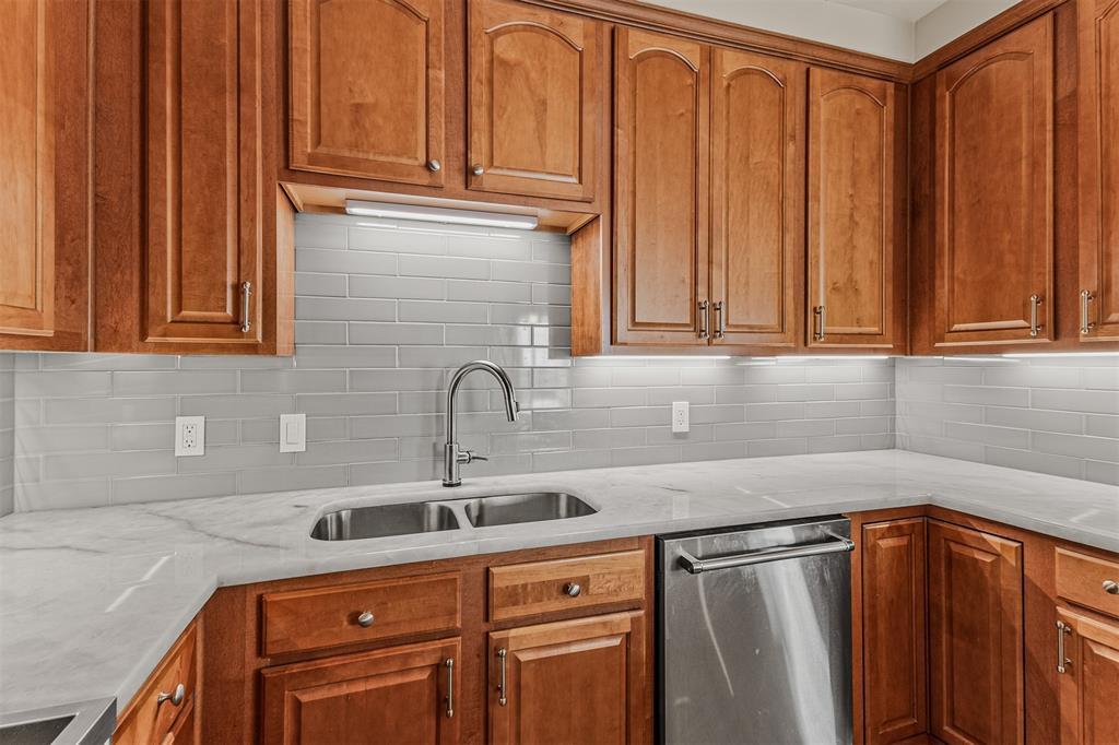 Renaissance On Turtle Creek Condo - Residential