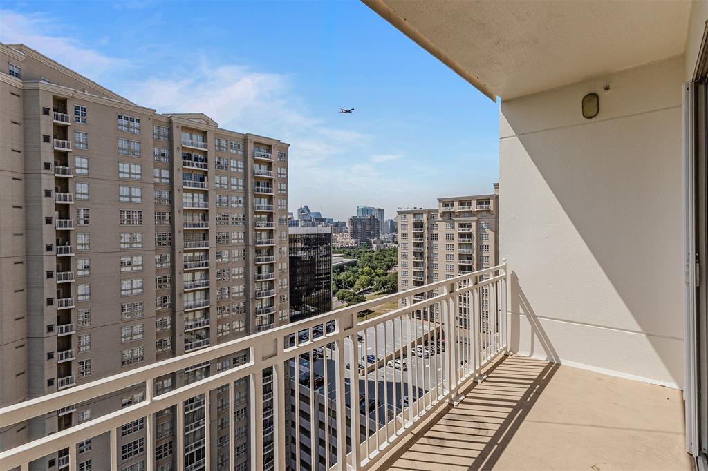 Renaissance On Turtle Creek Condo - Residential