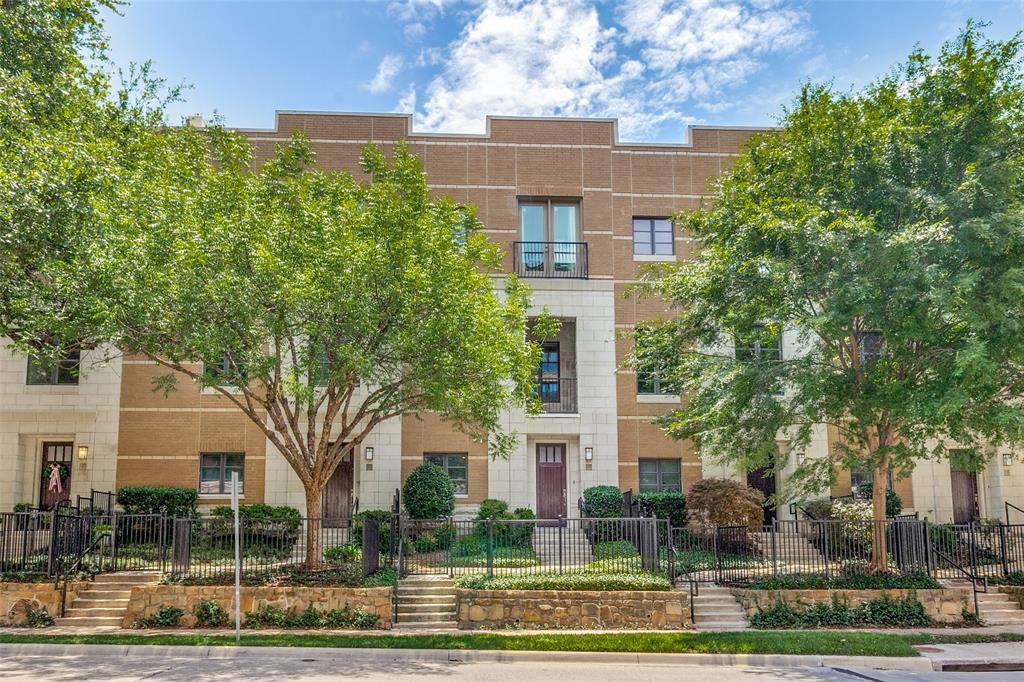 Vine Condominiums - Residential