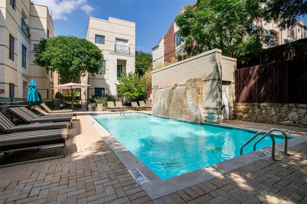 Vine Condominiums - Residential