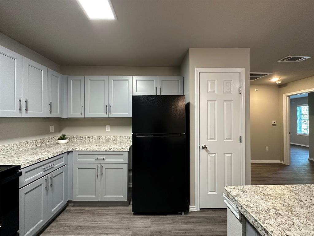 Sable Ridge Condos Ph 01-06 - Residential