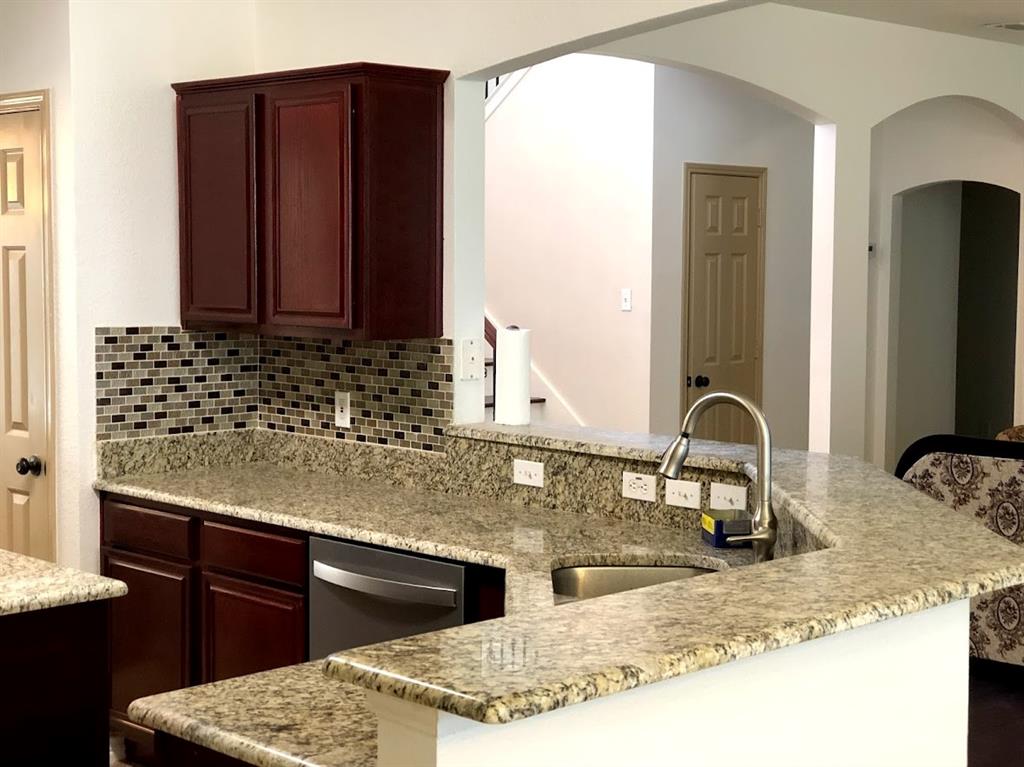 HUDSON CROSSING Ph3 - Residential Lease
