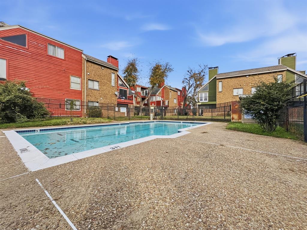 RICHLAND TRACE CONDOS - Residential