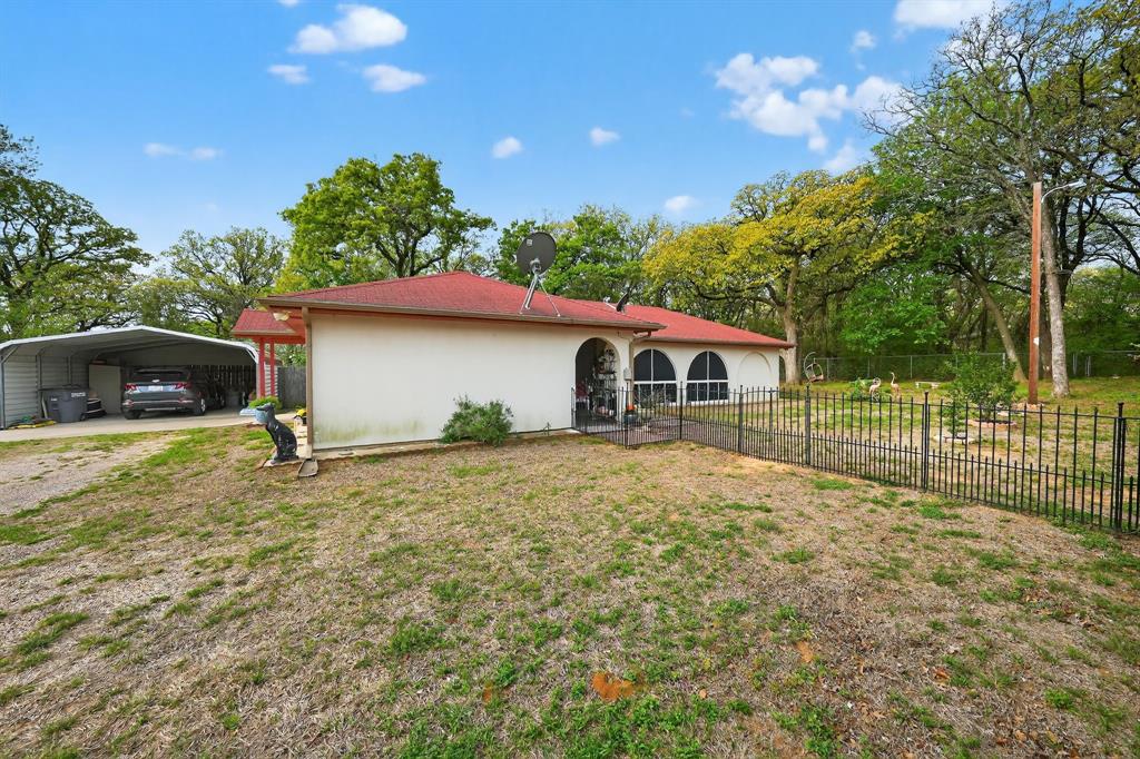 Oak Leaf Trail - Residential