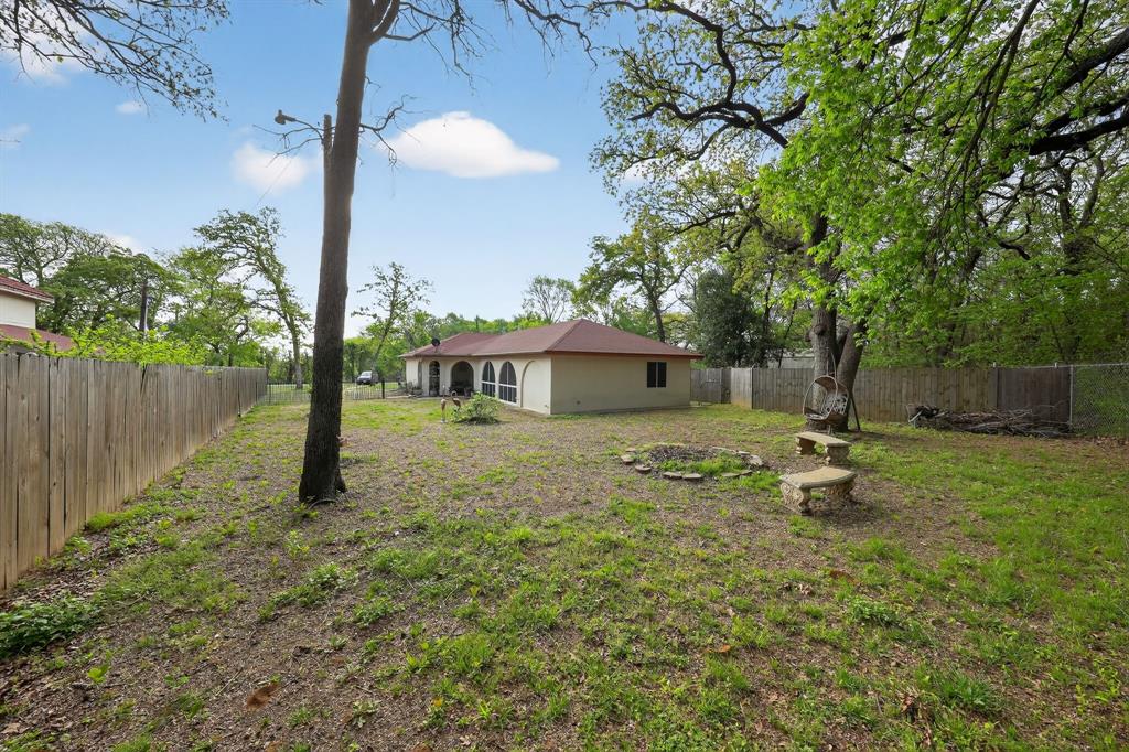 Oak Leaf Trail - Residential