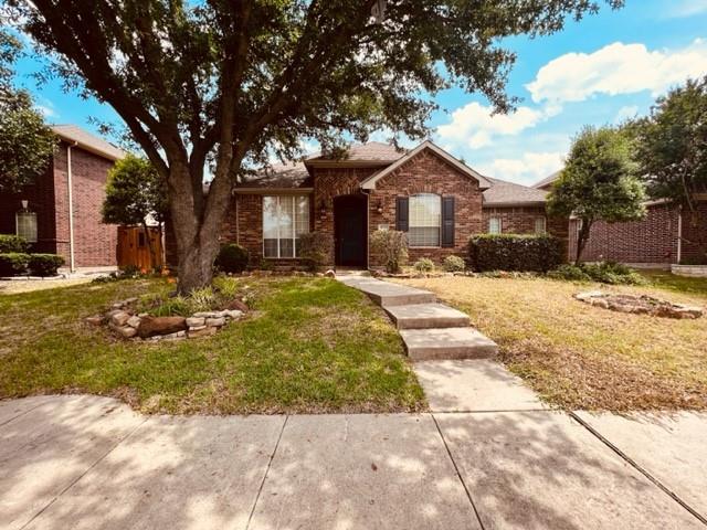 WELCOME HOME!! Lovely home in an established Rowlett neighborhood. Open floor plan with vaulted ceilings, 2-inch blinds throughout, canned lighting, fireplace, 4 bedrooms with huge closets, 2 living areas, 2 dining areas, kitchen with granite countertops and decorative backsplash, breakfast bar, kitchen island, separate laundry room, alarm, rear entry two car garage, sprinkler system, back patio, and storage shed. The master bedroom has a large closet with shelving, a separate shower & bathtub. HOA provides 2 community pools and community playgrounds. Don't miss out on a great home that won't last long!! ALL INFORMATION CONTAINED HEREIN IS DEEMED RELIABLE BUT NOT GUARANTEED. BUYER AND BUYER'S AGENT TO VERIFY INFORMATION CONTAINED HEREIN, INCLUDING BUT NOT LIMITED TO: SQUARE FEET, ROOM SIZES, SCHOOLS, TAXES, ETC. THE LISTING AGENT IS NOT RESPONSIBLE FOR INACCURACIES.
