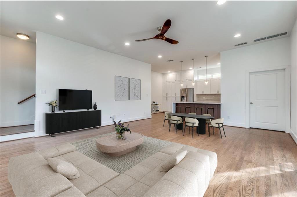 Ross Ave Condo - Residential