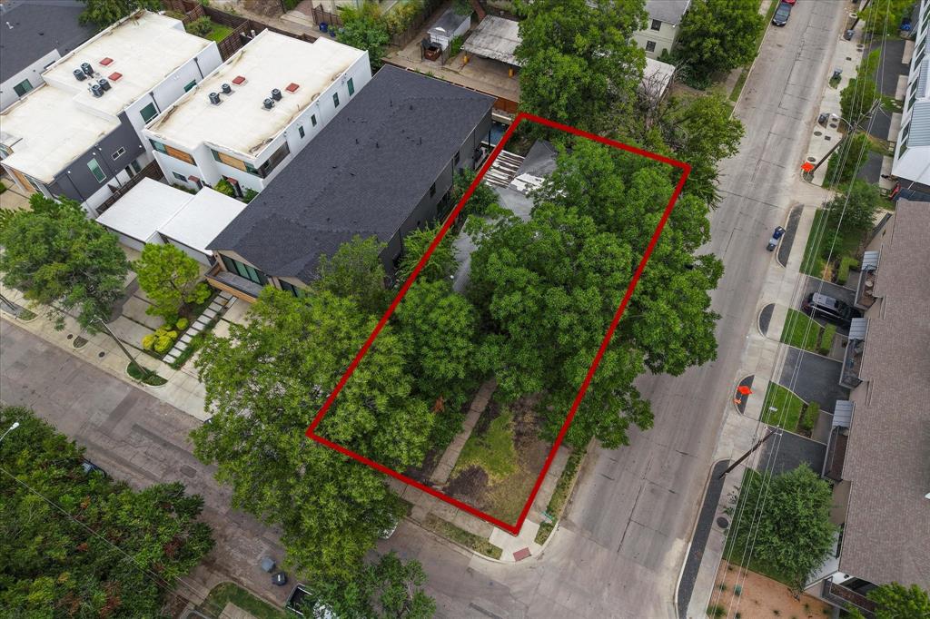 BUILDERS, INVESTORS-  Seize the opportunity to build a multi million dollar home or investment duplex on this 55 ft frontage ~ 8000 SF corner lot just 1 block off of Fitzhugh Ave. within walking distance to many eateries, pubs, and stores in one of the most sought after areas in East Dallas. This property offers convenience and then some! Enjoy everything Dallas living in the shadows of downtown & its nearby districts of Uptown, Lower Greenville, Knox St, the Baylor District, Deep Ellum, & the Dallas Farmers Market District... all in close proximity to your future dream home at 2300 N. Prairie! This property is duplex zoned and is surrounded with newer builds including the adjacent duplexes next door. Build out a duplex and allow someone to pay half of your mortgage, or rent both sides, hold for long term gain! Enjoy easy access to I - 75. Bring your plans and let your imagination soar with the opportunity to embrace a lifestyle of urban living where convenience is living mere minutes  from any activity Dallas offers. Selling for Lot Value Only. Survey available to buyer.