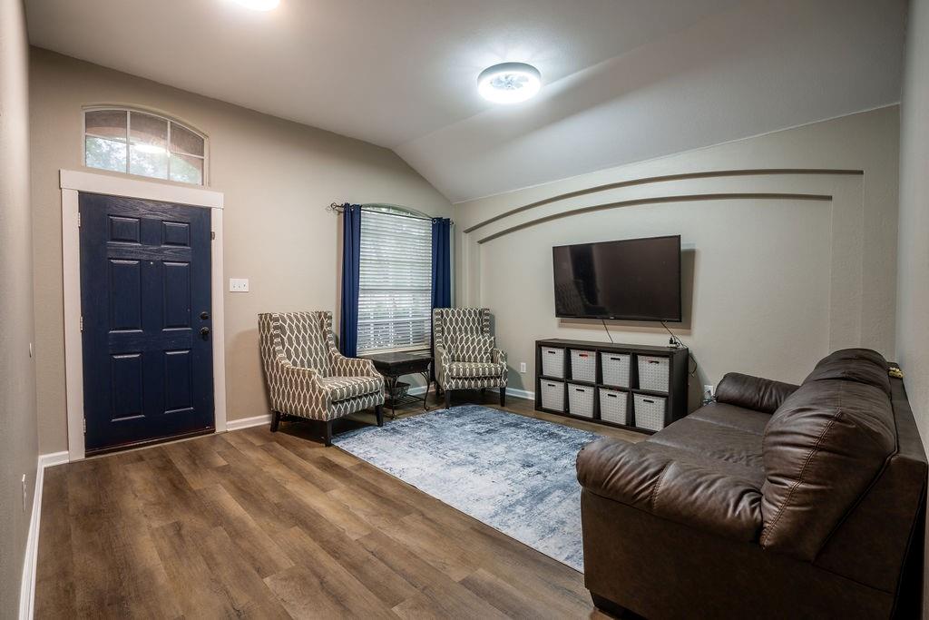 Carriage Gate - Residential