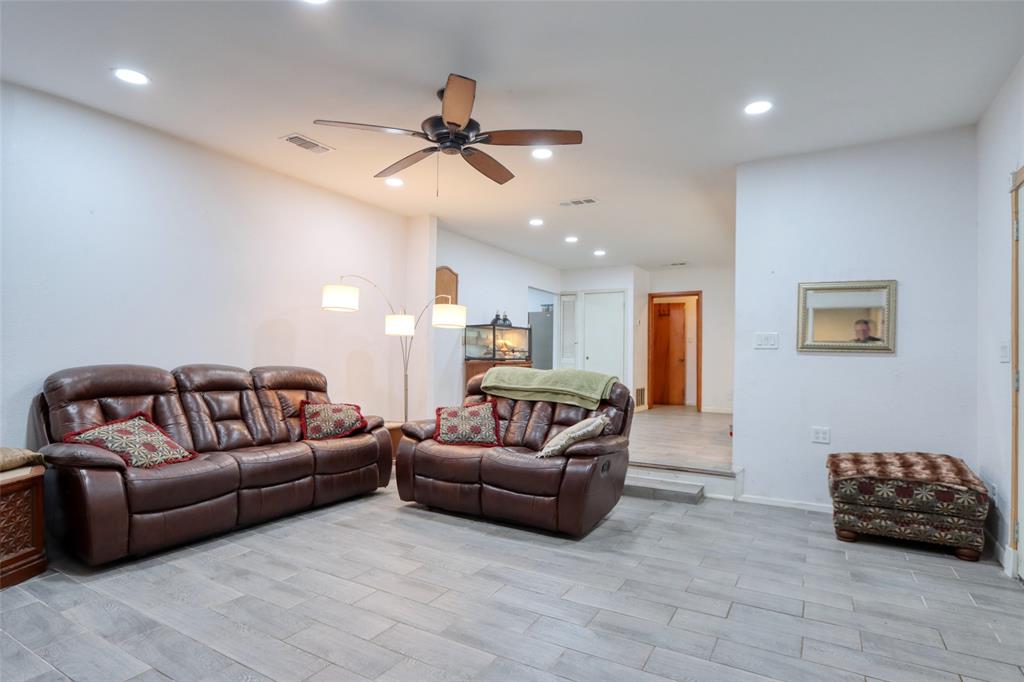A K Gray - Residential