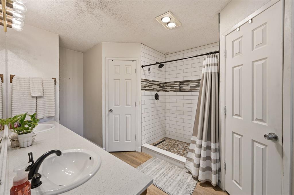 Foster Village Add - Residential