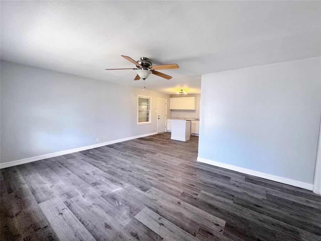 SHADY OAKS - Residential