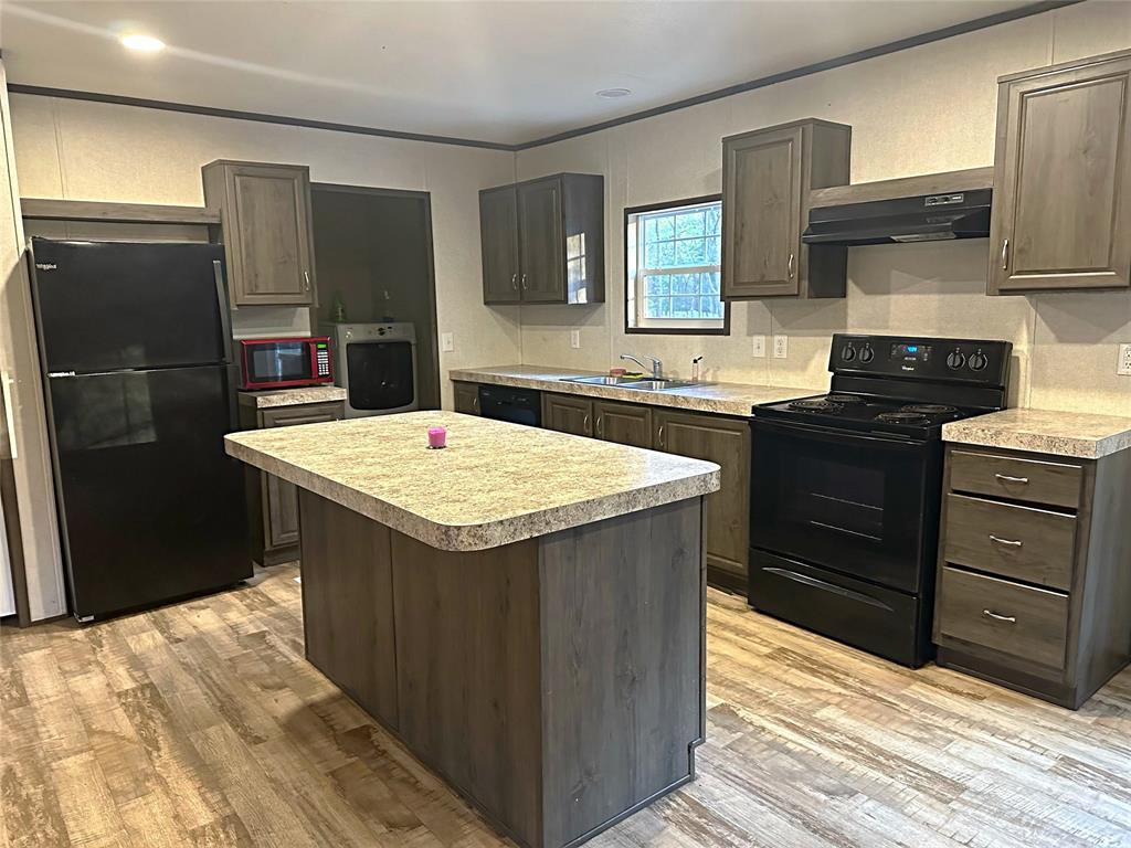 Shady Woods Estate - Residential Lease