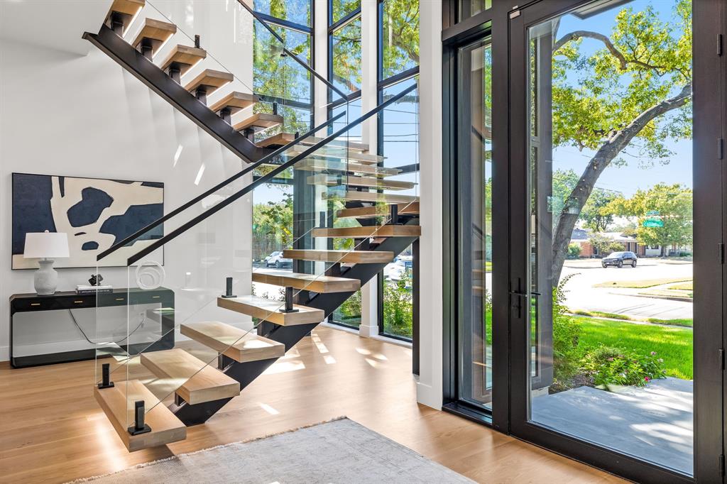 Lovers Lane Heights - Residential