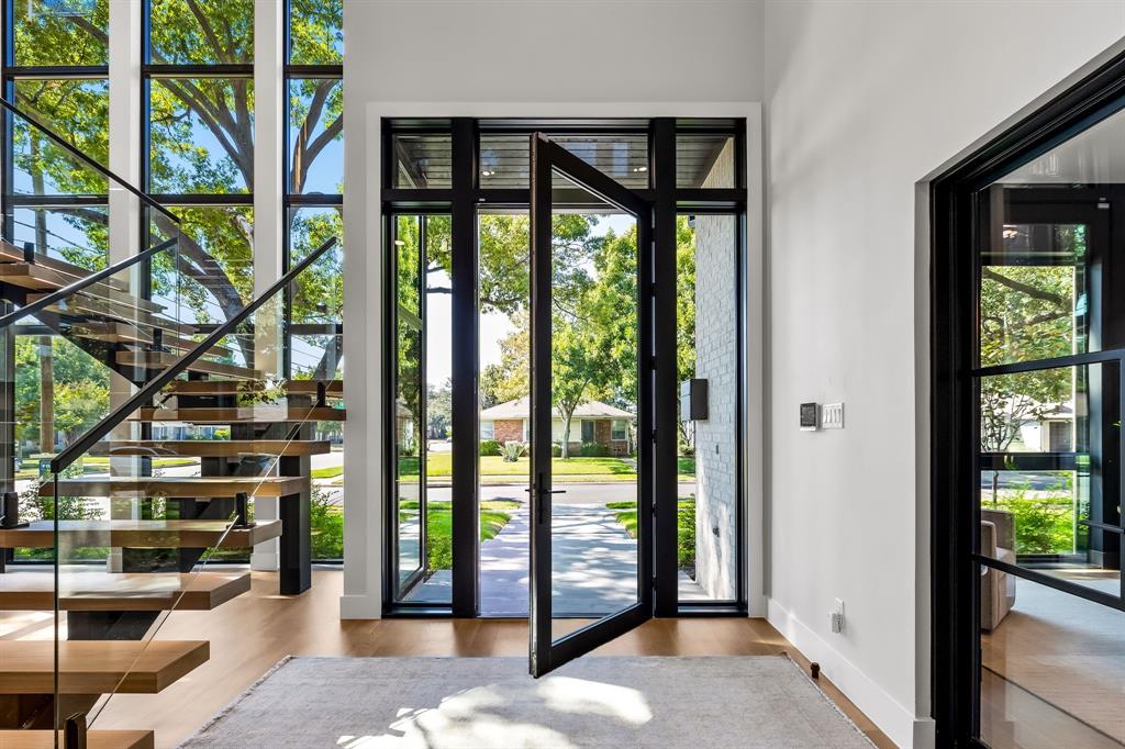 Lovers Lane Heights - Residential