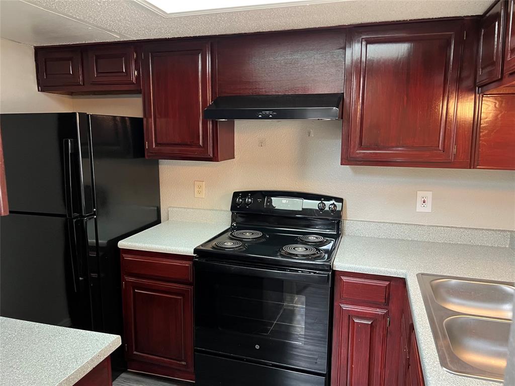 Willow Brook Condo - Residential